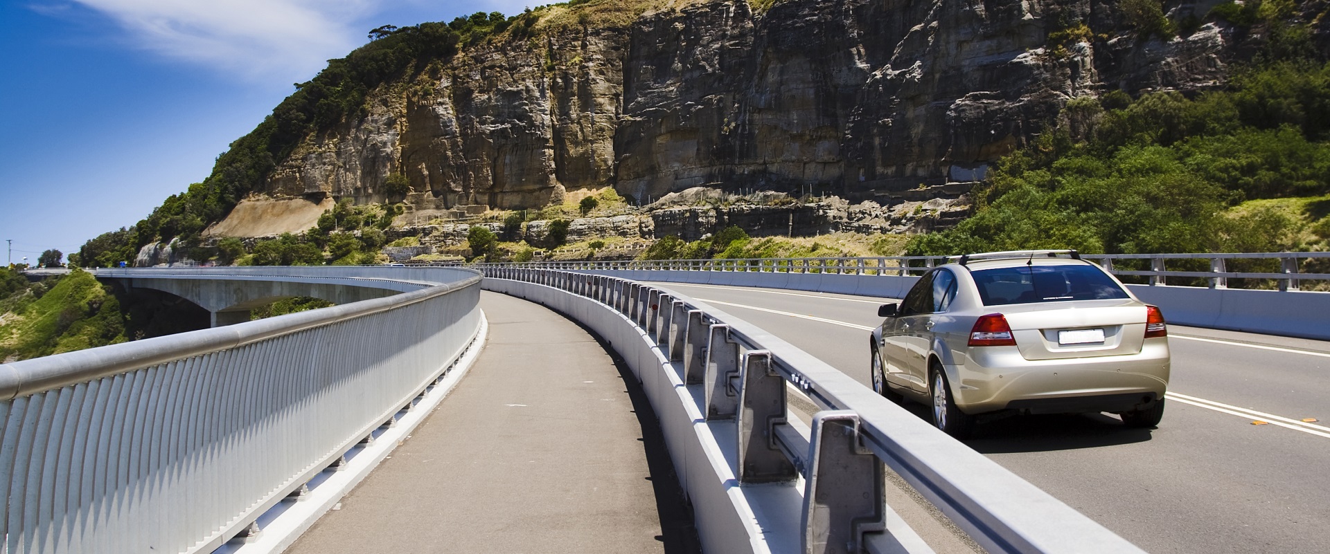 Sparen Sie bei Ihrer Kfz-Versicherung. Ein Wechsel des Versicherers kann leicht einiges an Einsparung ausmachen.